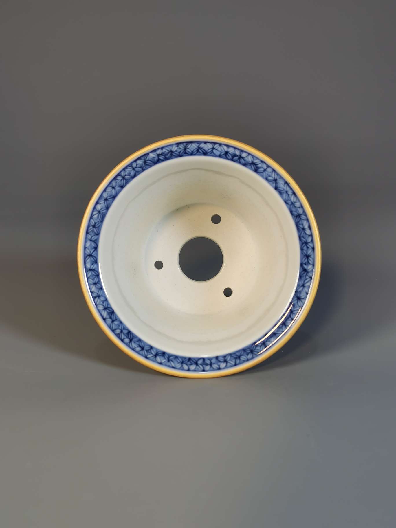 Ming Dynasty-style Doucai Lion Pot