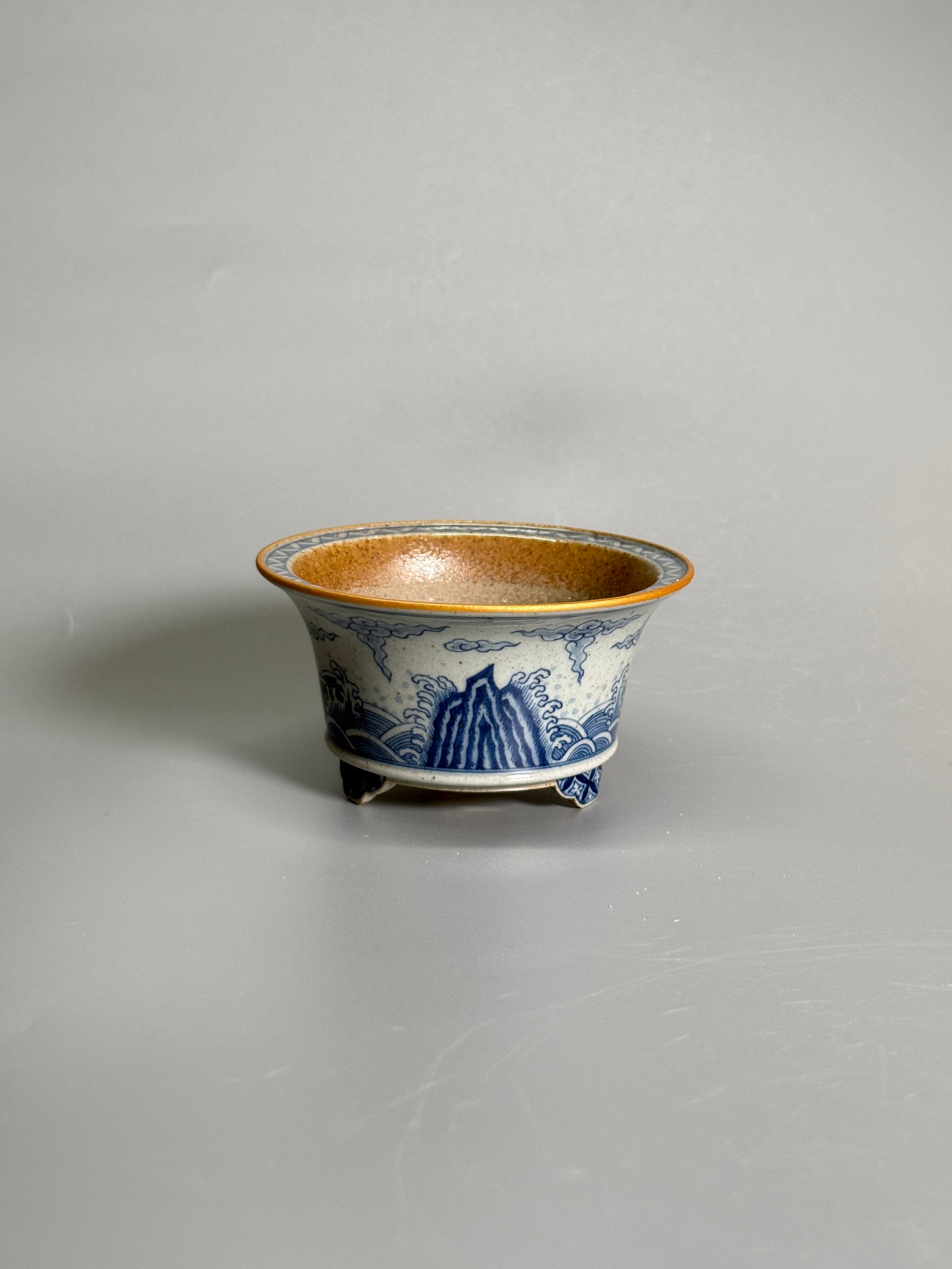 Dragon Among the Waves Coarse Stoneware Tripod Pot