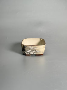 Winter Stillness Relief Landscape Pot