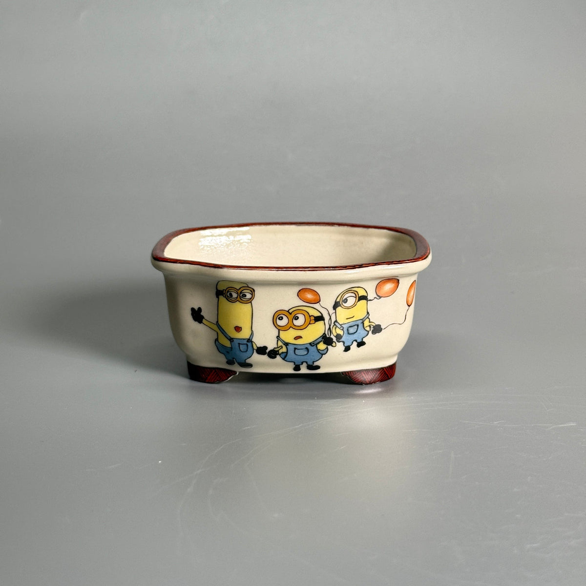 Minions Cartoon Manger-Shaped Bonsai Pot — alternate view 2